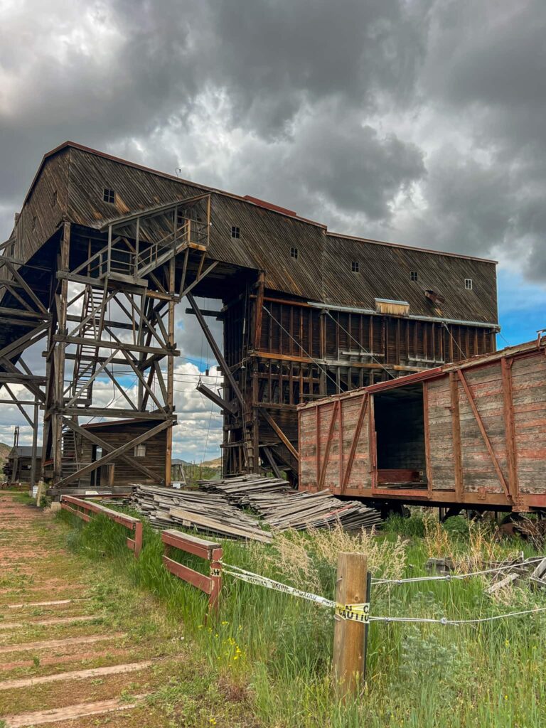Close up of the wooden tipple